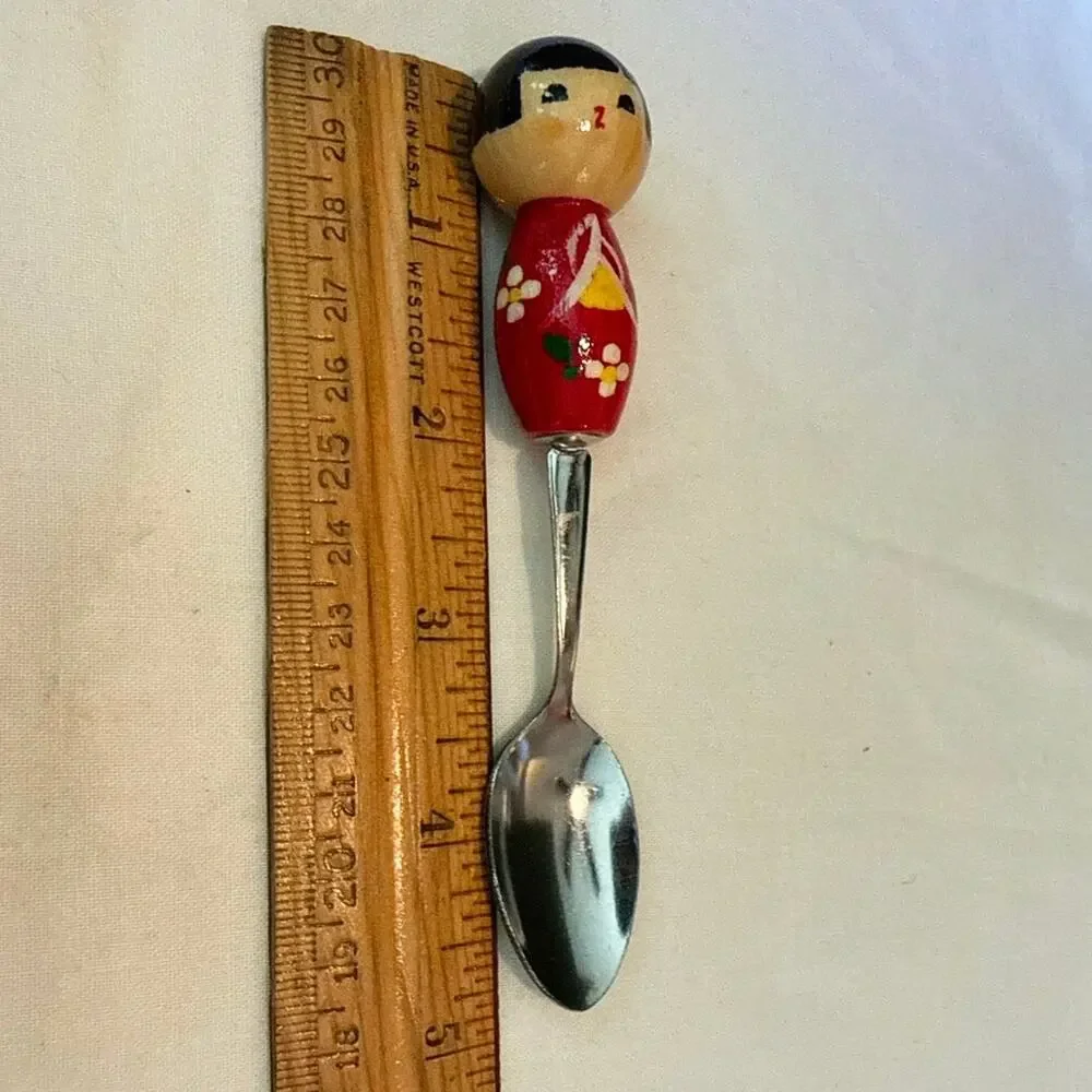Unbranded this kokeshi